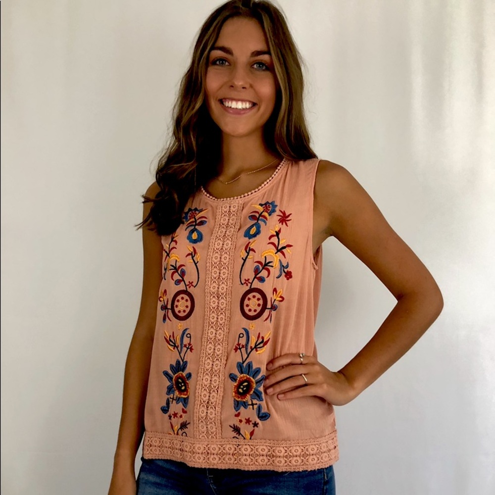 Embroidery Coral Sleeveless Tank Top